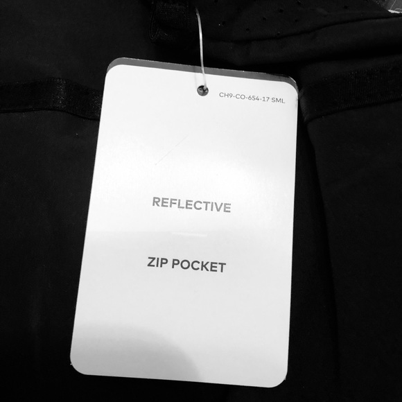 Champions C9 All Weather Running Vest - Picture 7 of 8